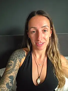 NicoleKaiser online show from 27, 5, 2026
