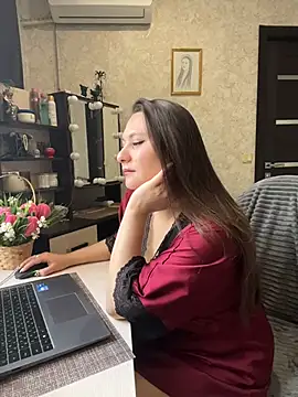 AgathaMyers online show from 10, 4, 2026