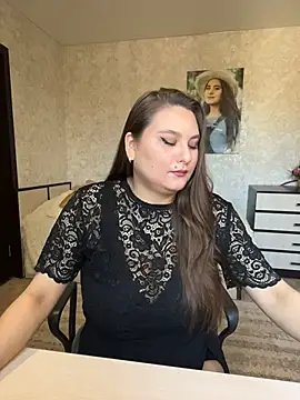 AgathaMyers online show from 6, 5, 2026