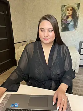 AgathaMyers online show from 7, 6, 2026