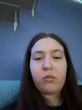 charmingggirl online show from 16, 4, 2026