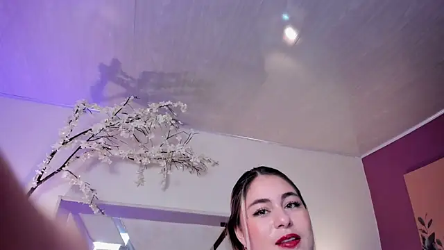 carolina torres25 online show from 23, 4, 2026