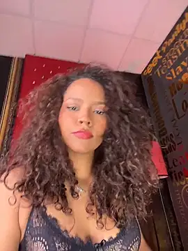 CurlyOopsieXXX online show from 3, 6, 2026