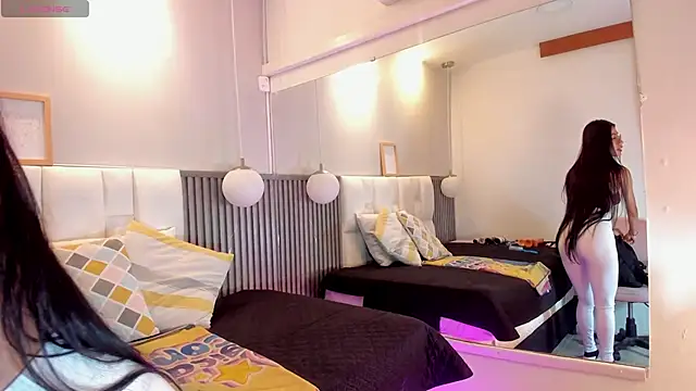 Snapshot of giana_gill chatting on 20, 6, 2026 giana gill online show from 20, 6, 2026