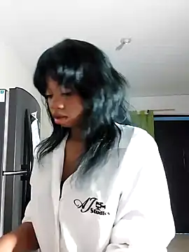 HannaMayers  online show from 11, 4, 2026