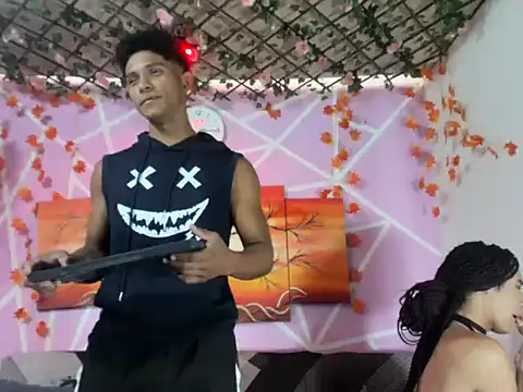 Nahomi hot 77 online show from 29, 3, 2026
