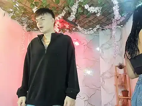 Nahomi hot 77 online show from 6, 7, 2026
