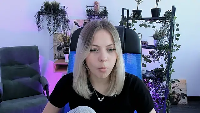 Snapshot of BlossomVibe chatting on 20, 3, 2026 BlossomVibe online show from 20, 3, 2026