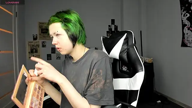 LittleKittenStar online show from 30, 3, 2026