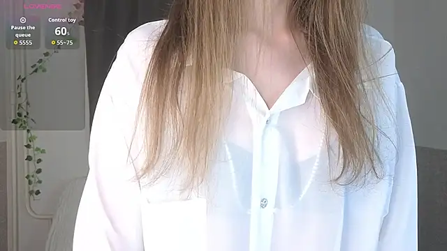 Emily Nelsonn online show from 23, 6, 2026