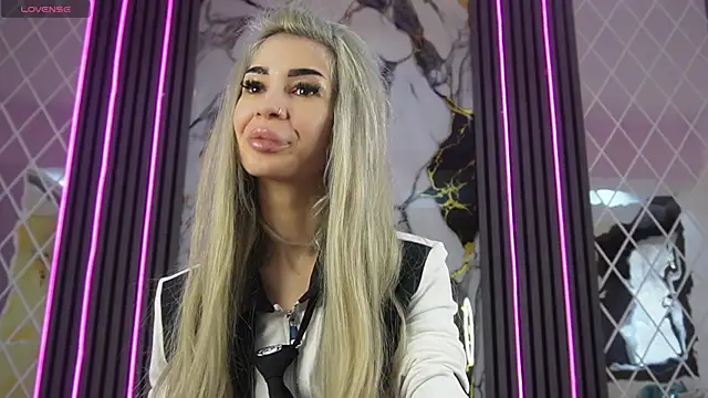ZyraAngel online show from 20, 4, 2026