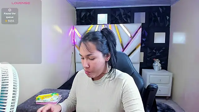 SammyEvanns  online show from 26, 6, 2026
