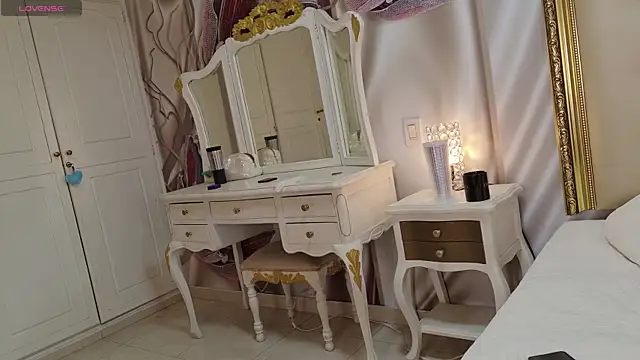 ninaBravu online show from 22, 6, 2026