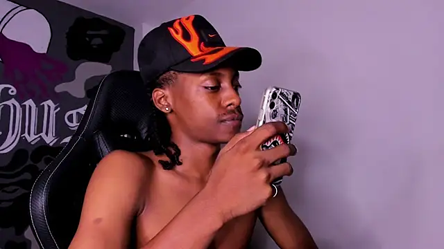 Bryxxxon online show from 26, 5, 2026