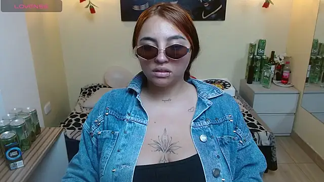 Miley Clarck online show from 2, 5, 2026