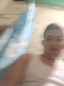 Snapshot of alee28728 chatting on 20, 3, 2026 alee28728 online show from 20, 3, 2026