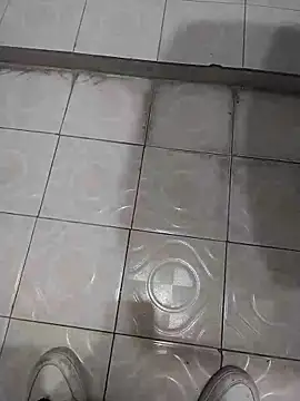 danielmrz11 online show from 24, 4, 2026