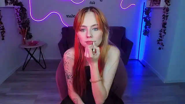 MiaSensitive online show from 27, 4, 2026