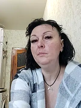 HelgaDennis online show from 5, 6, 2026