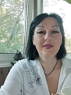HelgaDennis online show from 20, 6, 2026