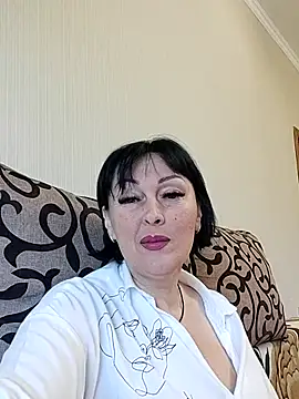 HelgaDennis online show from 12, 7, 2026
