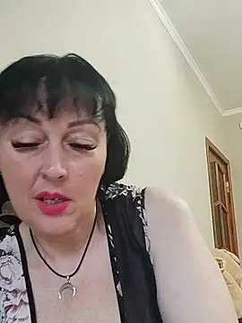 HelgaDennis online show from 21, 7, 2026