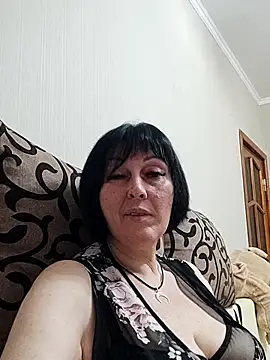 HelgaDennis online show from 23, 7, 2026