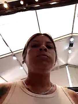 Snapshot of alanna6950 chatting on 23, 4, 2026 alanna6950 online show from 23, 4, 2026