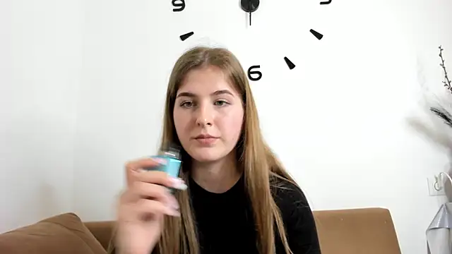 OhMyAlice online show from 28, 3, 2026