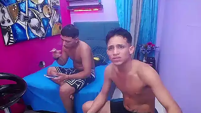 twink fucks online show from 18, 5, 2026
