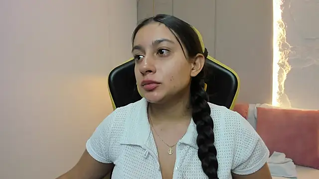 kira relish online show from 23, 5, 2026