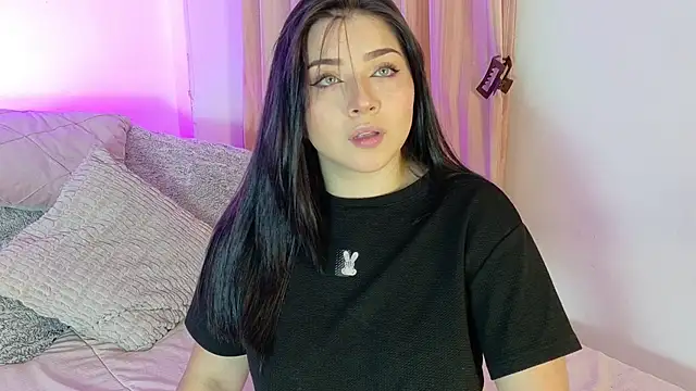 CamilaRougee online show from 6, 4, 2026