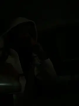 Mr11inchesnluvv online show from 16, 4, 2026