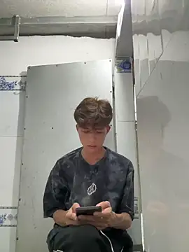 Nguyencuong1999 online show from 2, 5, 2026