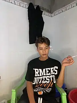 Nguyencuong1999 online show from 30, 5, 2026