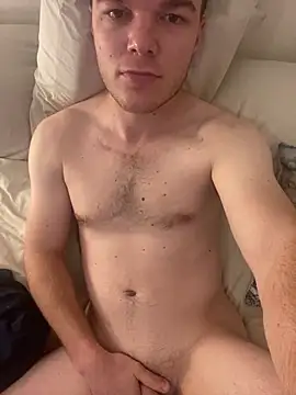 Snapshot of Gerrie75 chatting on 24, 3, 2026 Gerrie75 online show from 24, 3, 2026