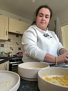 Khloeross online show from 13, 5, 2026
