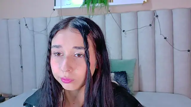StarrMoon   online show from 30, 6, 2026