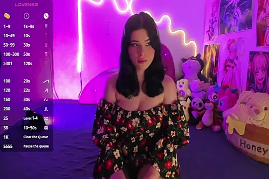 corina  pink online show from 5, 6, 2026
