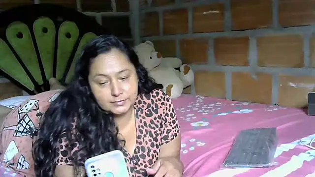 Snapshot of tistmature-69 chatting on 2, 6, 2026 tistmature-69 online show from 2, 6, 2026