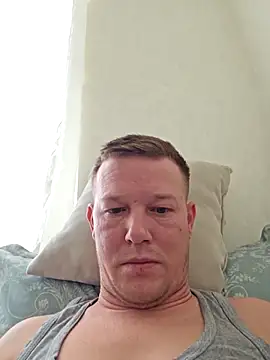 Snapshot of Garfieldd12 chatting on 21, 3, 2026 Garfieldd12 online show from 21, 3, 2026