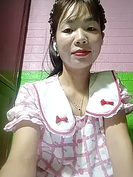 AmyLinee01 online show from 29, 5, 2026