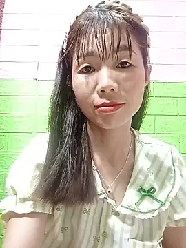 AmyLinee01 online show from 16, 6, 2026