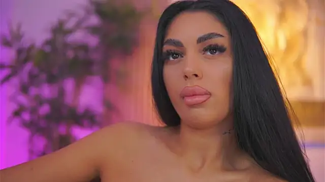 LatinaMorene online show from 6, 6, 2026