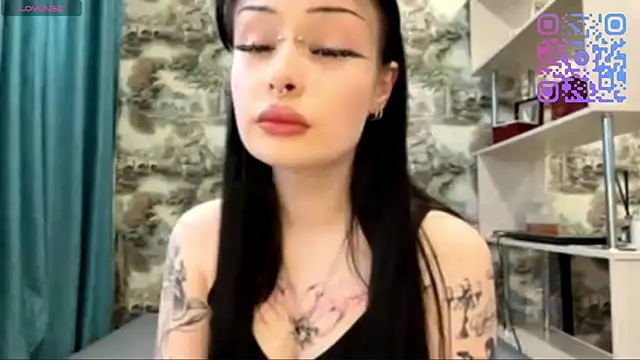 YoursinGoddes online show from 29, 4, 2026