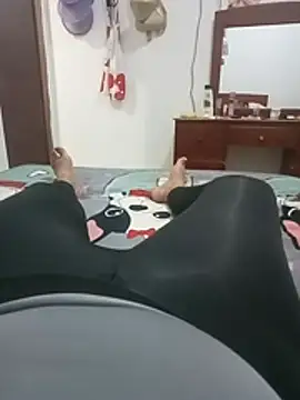 sexymomsn online show from 1, 8, 2026