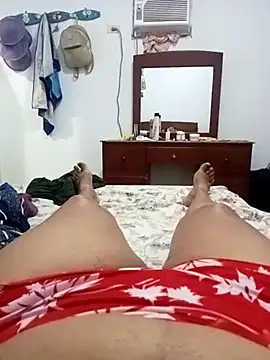 sexymomsn online show from 4, 8, 2026