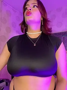 steffmontespink18 online show from 11, 5, 2026
