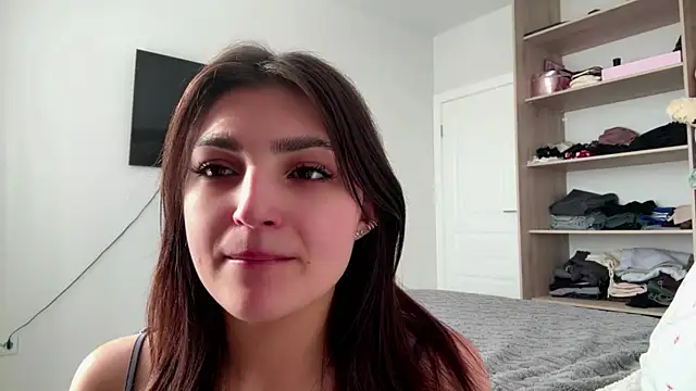 Snapshot of GlitchSiren chatting on 22, 3, 2026 GlitchSiren online show from 22, 3, 2026