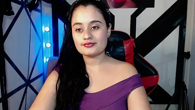 Snapshot of gabriela_tm1 chatting on 8, 4, 2026 gabriela tm1 online show from 8, 4, 2026